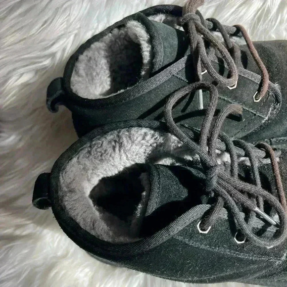 UGG Neumel Suede Wool Chukka Ankle Boots - Black, Size 12 (M) Men’s Winter Warm - Picture 3 of 11